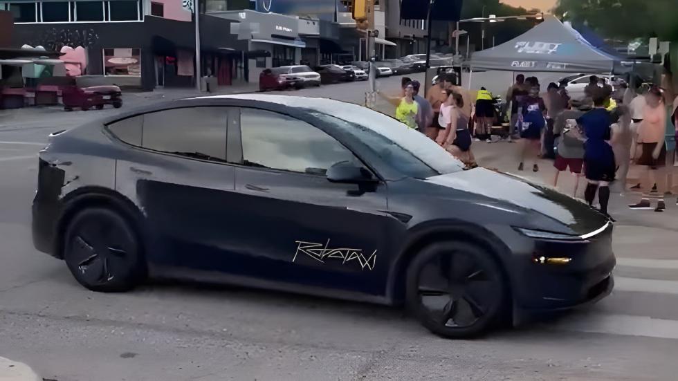 Το πρώτο Tesla Robotaxi κυκλοφορεί στους δρόμους του Ώστιν | autotriti.gr