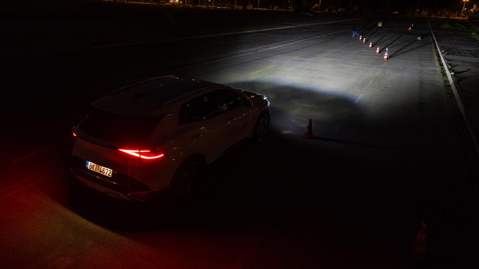 Mega Test Φώτων σε 13 οικογενειακά SUV