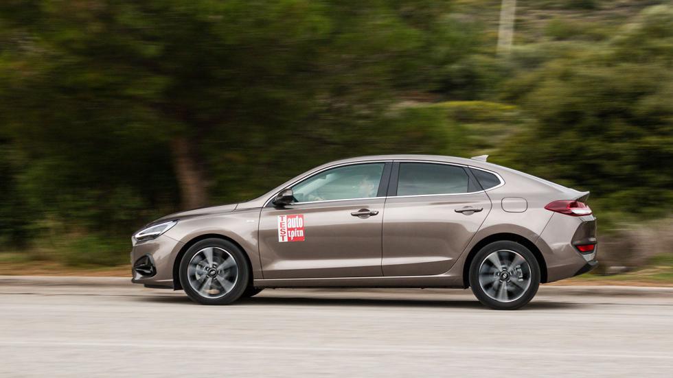 Αρκετά ανθεκτικά αποδείχτηκαν τα φρένα του Hyundai i30 Fastback το οποίο «κοκκάλωσε» από τα 100 χλμ./ώρα σε 35,7 μέτρα.