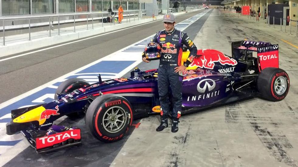 Ο 20χρονος Ισπανός και νέος πρωταθλητής της Formula Renault 3.5, Carlos Sainz jr, θα πάρει τη θέση του Γάλλου Jean-Eric Vergne στην Toro Rosso.