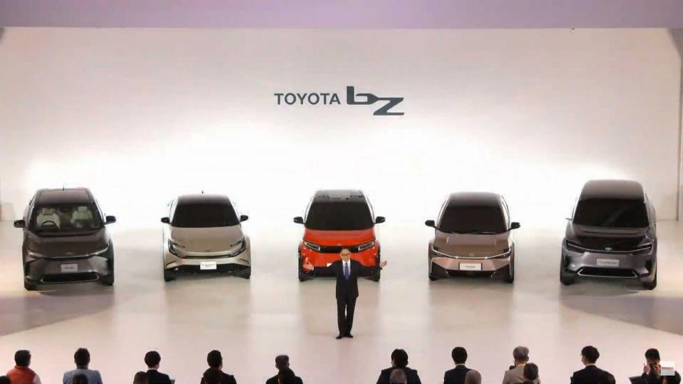 15 ηλεκτρικά μοντέλα έδειξαν Toyota και Lexus