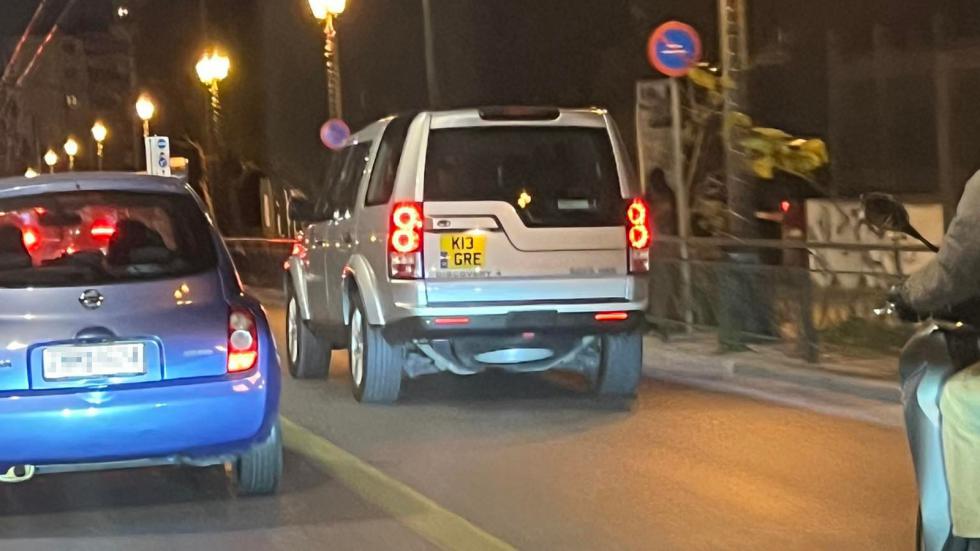 Τι σημαίνει η πινακίδα «K13 GRE» στο αμάξι του Τέως Βασιλιά;