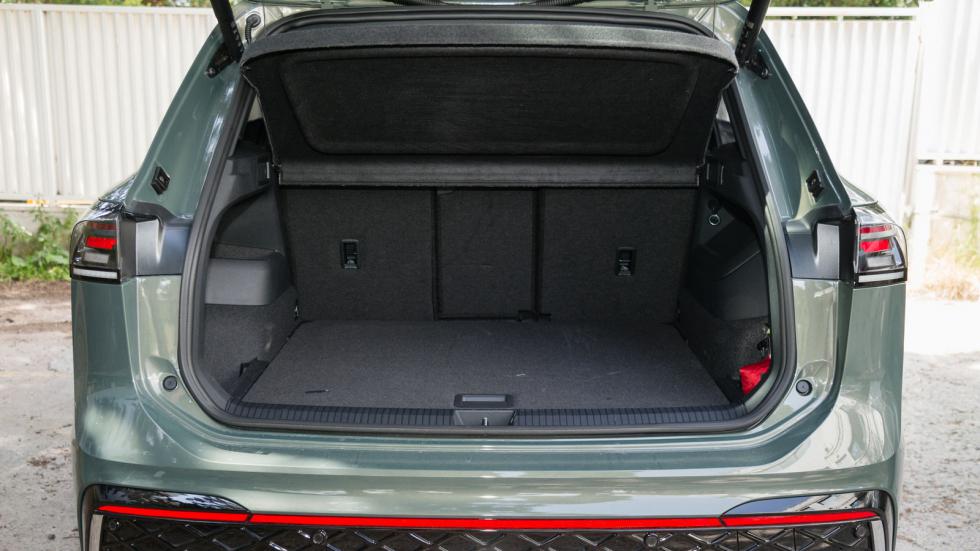 Με χωρητικότητα 652 λτ., το πορτ-μπαγκάζ του Volkswagen Tiguan είναι το μεγαλύτερο στην κατηγορία των οικογενειακών SUV.