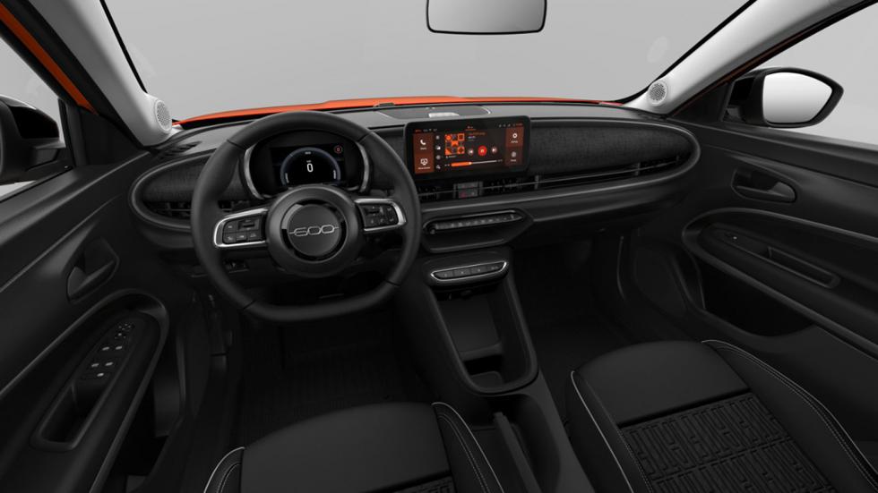 Στάνταρ οθόνη αφής 10 ιντσών με ασύρματο Apple CarPlay και Android Auto συναντάμε στο Fiat 600.