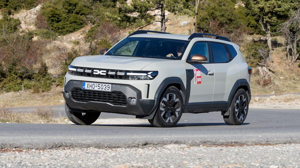 Dacia Duster ή KGM Korando σε τετρακίνητο οικογενειακό SUV;