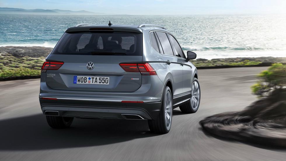 Οι πρώτες εικόνες για το VW Tiguan Allspace, που αποκαλύπτουν τόσο το εξωτερικό όσο και το εσωτερικό του. 