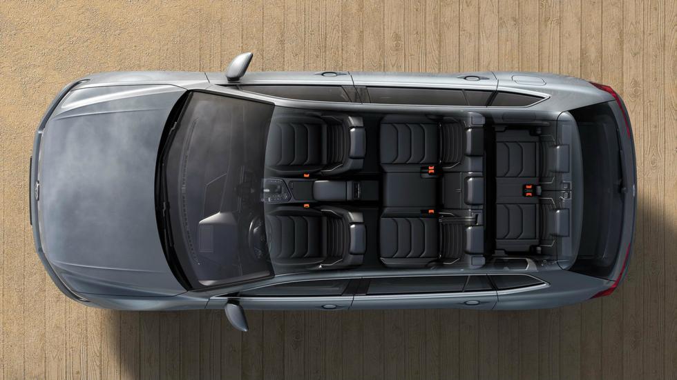 Οι πρώτες εικόνες για το VW Tiguan Allspace, που αποκαλύπτουν τόσο το εξωτερικό όσο και το εσωτερικό του. 