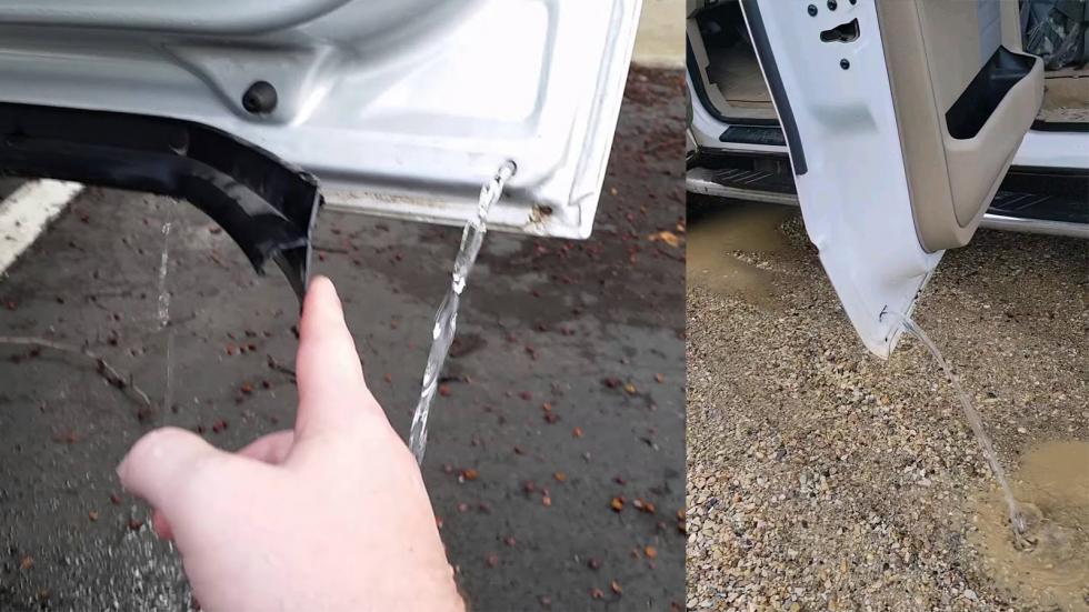 Σε ορισμένες περιπτώσεις οι τρύπες αυτές είναι κλεισμένες με κάποιο λάστιχο ή τάπα, οπότε πρέπει να τις αφαιρέσουμε για να στραγγίξει το νερό.