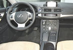    .   ,    
     . ,         ,   . 
    Lexus CT 200h.
 