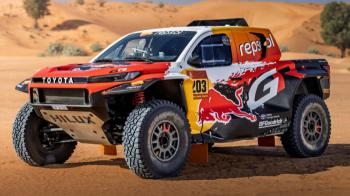 Toyota:      DKR GR Hilux