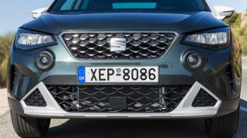 : SEAT Arona facelift    & hi-tech 