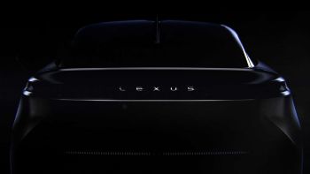  SUV      Lexus