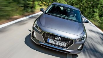 :  Hyundai i30 1,6 .  110 PS