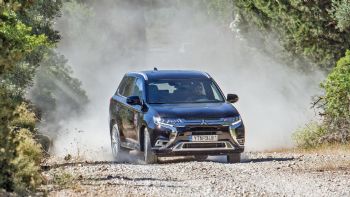 Δοκιμή: Νέο Mitsubishi Outlander PHEV