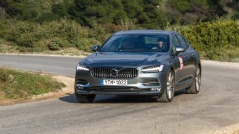 : Volvo S90 D5 AWD