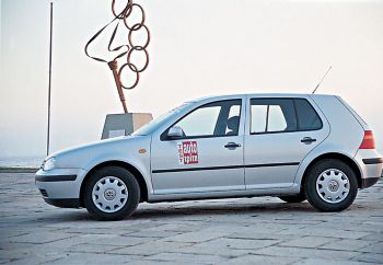 VW Golf 1,4 5d  2004