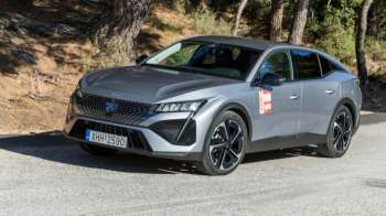 ������: Peugeot 408 Hybrid �� 136 PS ��� �������� �������