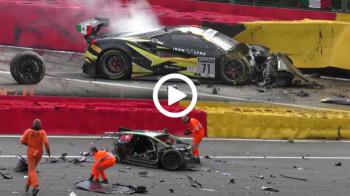 VIDEO: Σμπαράλια 4 αυτοκίνητα σε τρομακτικό ατύχημα στο Spa!