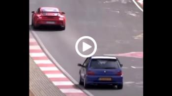 Rallάκι κυνηγάει -ή έτσι πιστεύει- Porsche 911 GT3 [video]