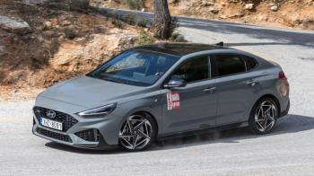 ������: Hyundai i30 Fastback, �� sexy coupe i30 