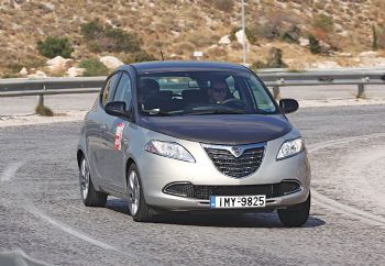    Lancia Ypsilon 0,9 TwinAir 85PS