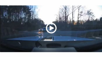 VIDEO: Αργά και βασανιστικά, πάνω στο μόνο αμάξι του δρόμου