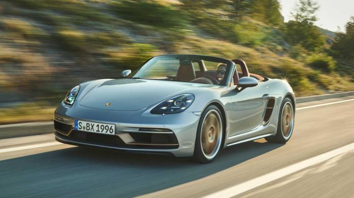 Η Boxster 25 Years έχει λάβει ουσιαστικά ένα κιτ αμαξώματος που αντλεί έμπνευση από την πρωτότυπη Boxster.