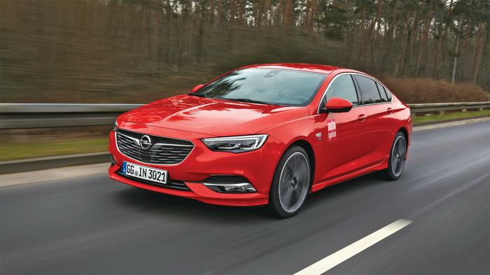 Οδηγούμε το νέο Opel Insignia Grand Sport στους δρόμους της Φρανκφούρτης και σας αναφέρουμε...