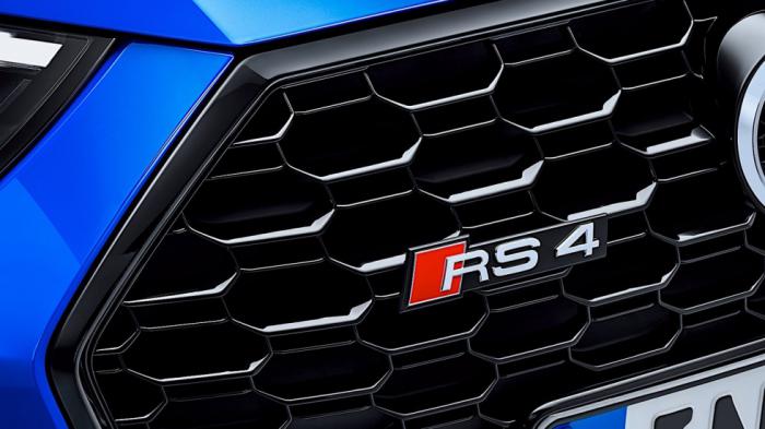Με δύο ηλεκτροκίνητα RS μοντέλα η νέα γενιά του Audi A4