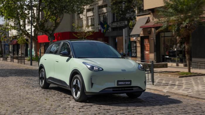Στην Ευρώπη η παραγωγή του Geely EX2 -Σε παλιά γραμμή της Ford στην Ισπανία