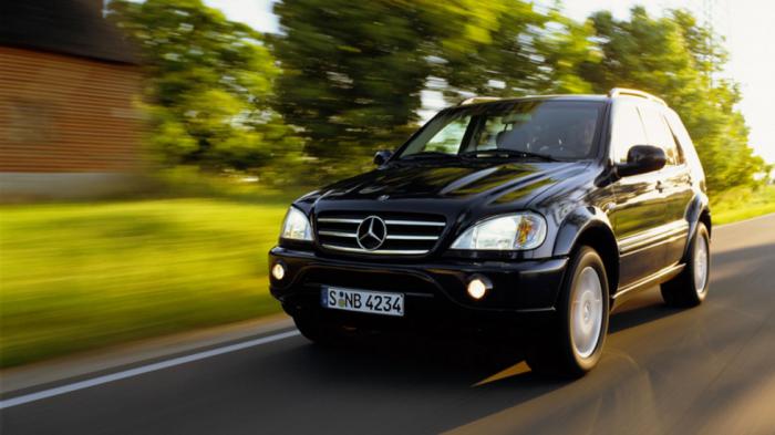 Mercedes, Audi & BMW από 300 ευρώ: Mercedes ML 55 AMG με 1.900 ευρώ