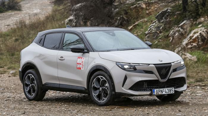 Δοκίμασα την 4κίνητη Alfa Romeo Junior και πήγα στα βουνά & στα χιόνια