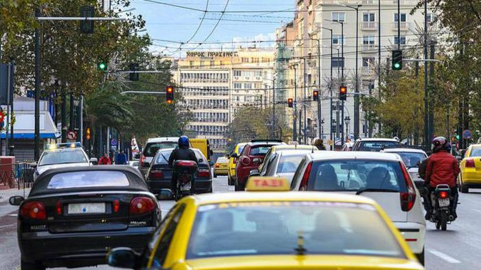 “Ακύρωση” για οδήγηση μοτοσικλέτας με άδεια αυτοκινήτου