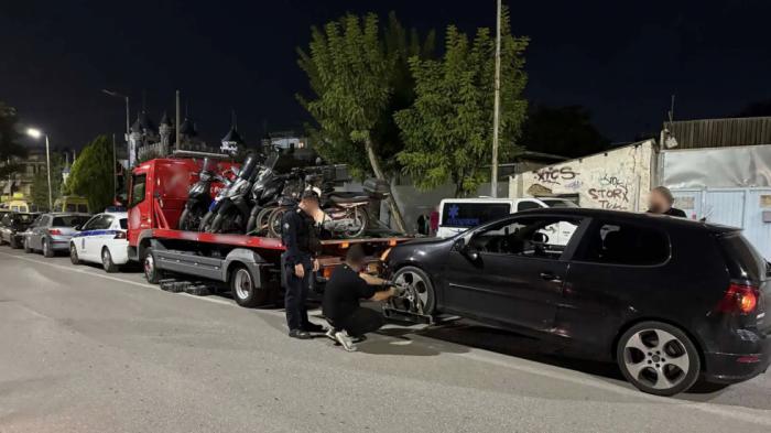 ΕΛ.ΑΣ.: Σάρωσε Πετρούπολη, Περιστέρι, Μάνδρα - Με γερανό έφυγαν 20 ΙΧ