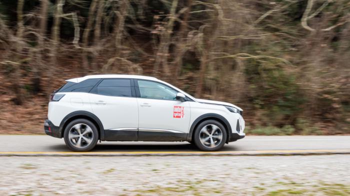 Καλύτερη κατανάλωση και καλύτερη επιτάχυνση 0-100 χλμ./ώρα ανακοινώνει για το 3008 η Peugeot.