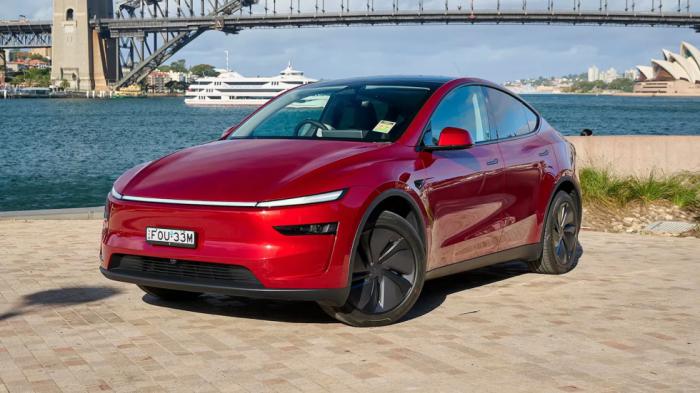 Tesla Model Y: Έρχεται έκδοση έξι θέσεων με νέο μεταξόνιο
