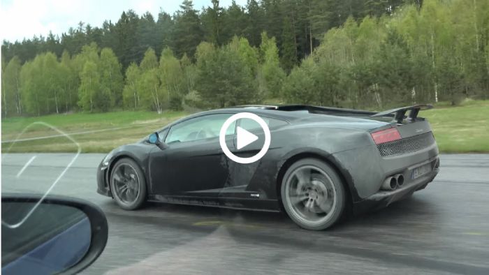 Golf κοντράρει Lambo Golf κοντράρει Lambo