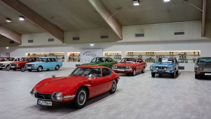 Εξαγόρασε συλλογή με μοντέλα της η Toyota