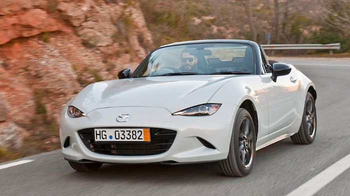 Φέτος το Fiat 124 Spider Φέτος το Fiat 124 Spider