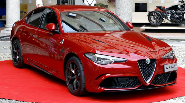 Νέα βράβευση για την Alfa Romeo Giulia Νέα βράβευση για την Alfa Romeo Giulia