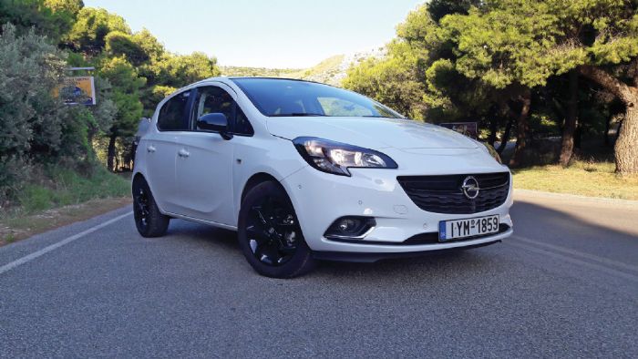 Αγρίεψε… Η νέα έκδοση Black Edition του Corsa προσθέτει ιδιαίτερο στιλ στο μικρό μοντέλο της Opel.