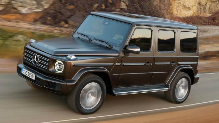 Μπορεί η ολοκαίνουργια G-Class να μην έχει πολλές ημέρες που παρουσιάστηκε στο Auto Show του Ντιτρόιτ, ωστόσο μια αντιπροσωπεία αυτοκινήτων στη Γερμανία, πουλάει ήδη το νέο SUV της Mercedes. 