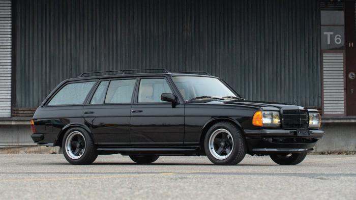 «Κούκλα» Mercedes 500 TE με φροντίδα AMG «Κούκλα» Mercedes 500 TE με φροντίδα AMG