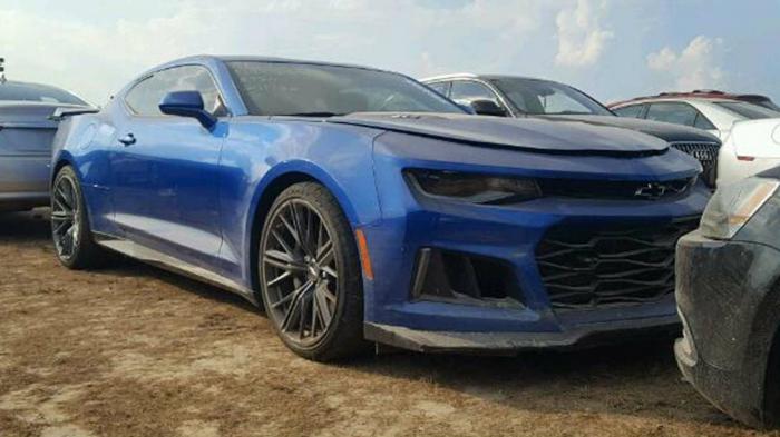 Camaro ZL1 με 15 χιλιαρικάκια Camaro ZL1 με 15 χιλιαρικάκια