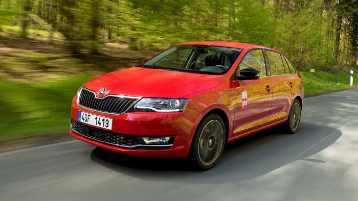 Οδηγούμε το ανανεωμένο Skoda Rapid και Rapid Spaceback στους δρόμους της Φρανκφούρτης.	