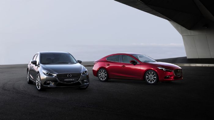 Μικρές αλλά ουσιώδεις ανανεώσεις παρατηρούνται στο εξωτερικό του Mazda3 facelift.