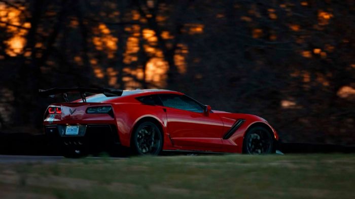 Φωτιά στα χρονόμετρα βάζει η Corvette ZR1