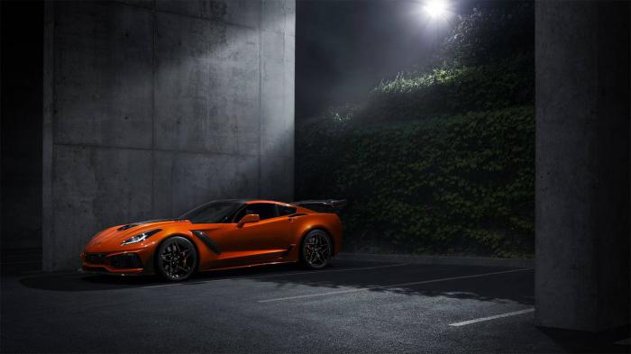 Μπελάς για την Aventador η Corvette ZR1