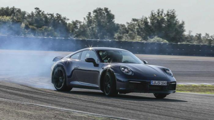 Ολοκλήρωσε τις δομικές η νέα Porsche 911.