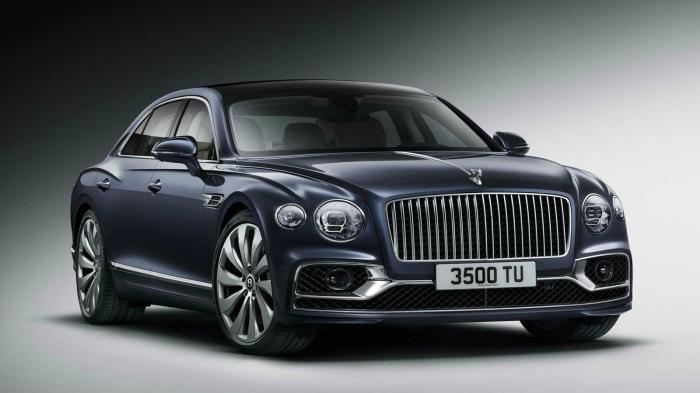 Η τρίτη γενιά της Flying Spur είναι ελαφρώς μεγαλύτερη από το προηγούμενο μοντέλο.